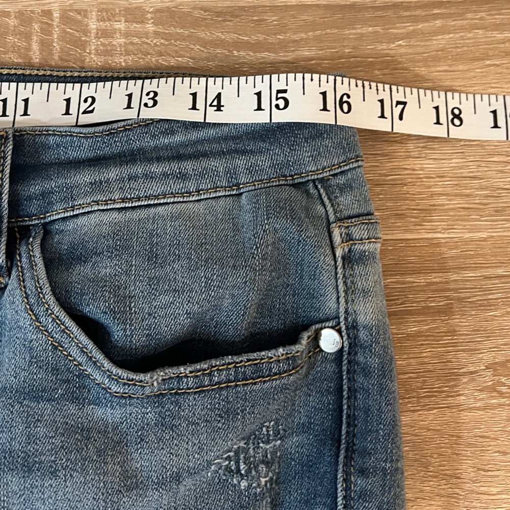 Judy Blue Light Blue Distressed Boyfriend Jeans Skinny fit - Picture 6 of 9